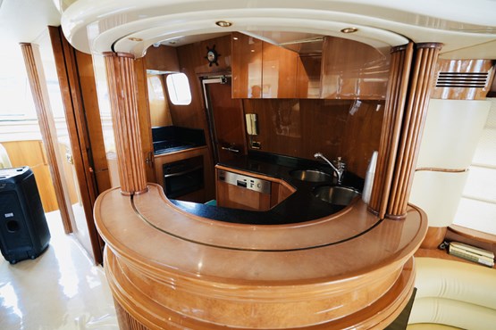 Azmiut yacht 80ft |AED1040/Hour